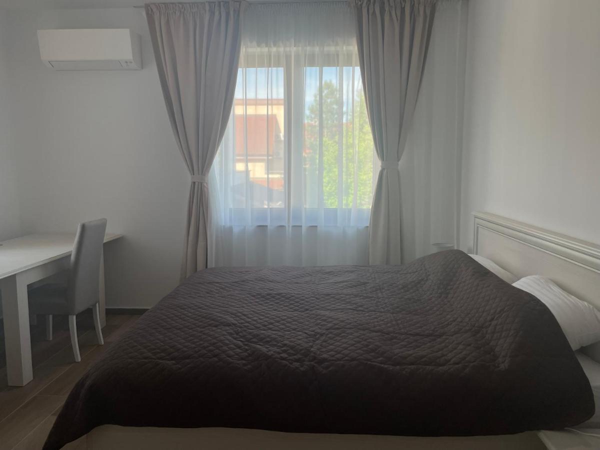 Iarca Inn บูคาเรสต์ ภายนอก รูปภาพ