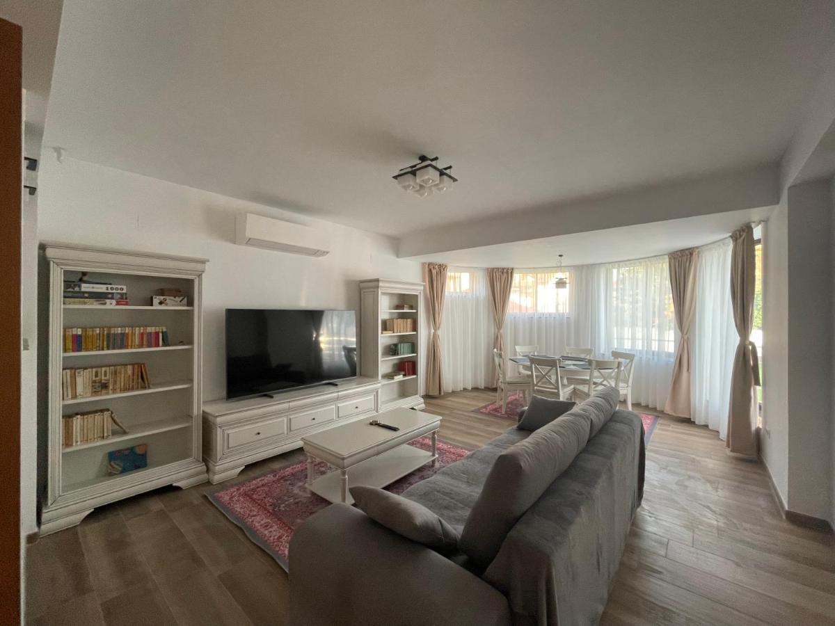 Iarca Inn บูคาเรสต์ ภายนอก รูปภาพ